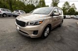 Used 2016 Kia Sedona LX w/ LX Convenience Package image 4