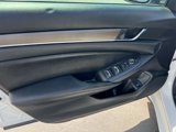 Used 2020 Honda Accord Hybrid Sedan image 4