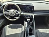 Used 2022 Hyundai Elantra SEL image 4