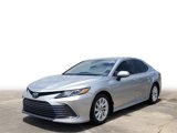 Used 2022 Toyota Camry LE image 3