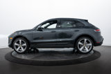 Certified 2025 Porsche Macan image 2