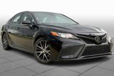 Used 2023 Toyota Camry SE image 2