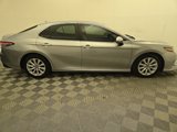 Used 2019 Toyota Camry L image 5