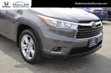 Used 2015 Toyota Highlander Limited Platinum image 2