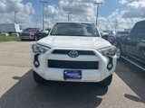 Used 2015 Toyota 4Runner SR5 image 2