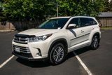 Used 2017 Toyota Highlander XLE image 6