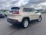 Used 2015 Jeep Cherokee Latitude w/ Cold Weather Group image 5