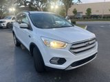 Used 2017 Ford Escape SE w/ Equipment Group 201A image 2