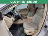 Used 2018 Ford Taurus SE image 3