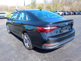 Used 2024 Volkswagen Jetta SE image 5