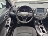 Used 2017 Chevrolet Malibu LT image 3