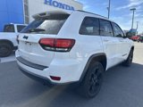 Used 2018 Jeep Grand Cherokee Laredo image 5