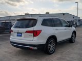 Used 2018 Honda Pilot Touring image 3