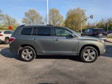 Used 2013 Toyota Highlander Limited image 3