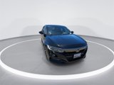 Used 2019 Honda Accord Sport image 2