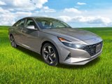 Used 2023 Hyundai Elantra SEL w/ Convenience Package image 3