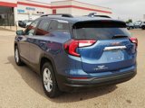 Used 2024 GMC Terrain SLE w/ Driver Convenience Package image 3