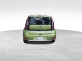 Used 2017 Kia Soul + image 5