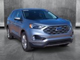 Used 2023 Ford Edge Titanium image 3