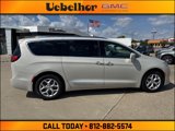 Used 2017 Chrysler Pacifica Touring-L Plus w/ Tire & Wheel Group image 3