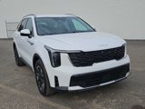 Used 2024 Kia Sorento S image 2
