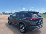 Used 2023 Nissan Rogue SV image 2