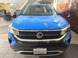 Certified 2024 Volkswagen Taos SE image 3
