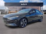 Used 2023 Hyundai Elantra SEL w/ Convenience Package image 3