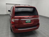 Used 2013 Chrysler Town & Country Limited image 6