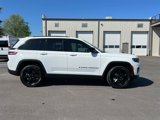 Certified 2023 Jeep Grand Cherokee Altitude image 2