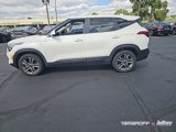 Used 2023 Kia Seltos LX image 2