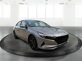 Used 2023 Hyundai Elantra SEL image 3