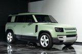 Used 2023 Land Rover Defender 110 75th Limited Edition image 3