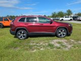 Used 2019 Jeep Cherokee Limited image 4