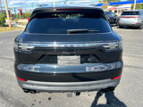 Used 2023 Porsche Cayenne Platinum Edition image 6