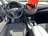 Used 2023 Chevrolet Malibu LT image 2