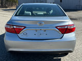 Used 2017 Toyota Camry LE image 5