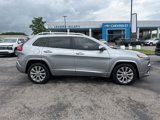 Used 2016 Jeep Cherokee Overland image 2