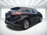 Used 2023 Ford Edge Titanium image 3