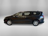 Used 2022 Chrysler Voyager LX image 2