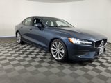 Used 2019 Volvo S60 T5 Momentum w/ Premium Package image 2