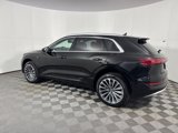 Used 2019 Audi e-tron Prestige w/ Prestige Package image 3