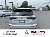 New 2025 Mitsubishi Outlander SE image 4