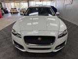 Used 2016 Jaguar XF Premium image 5