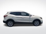 Used 2021 Nissan Rogue Sport SV image 4