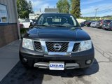 Used 2018 Nissan Frontier SV image 2
