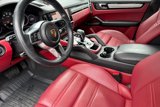 Used 2023 Porsche Cayenne image 5