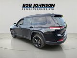 Used 2022 Jeep Grand Cherokee L Limited w/ Luxury Tech Group II image 5