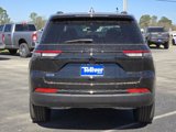 New 2025 Jeep Grand Cherokee Limited w/ Black Appearance Package image 5