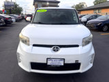 Used 2014 Scion xB image 2